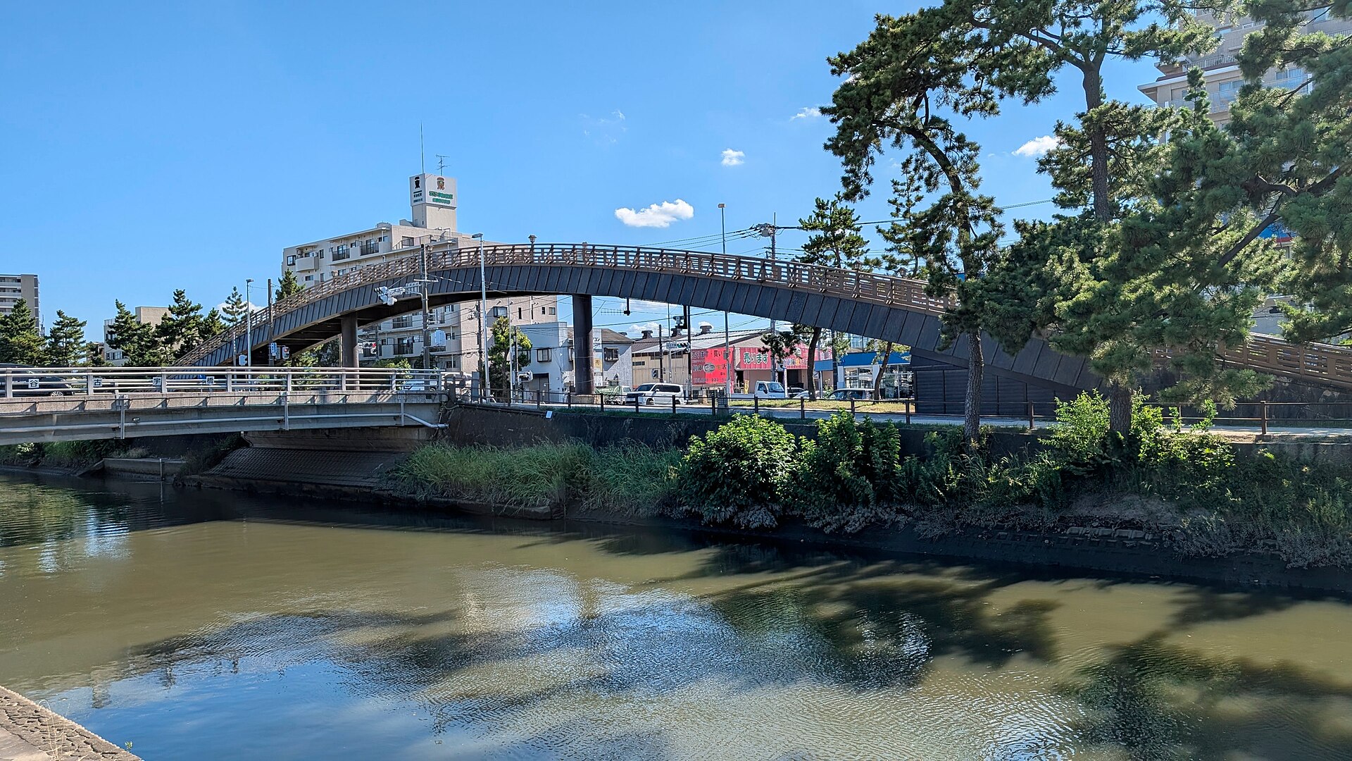 矢立橋と綾瀬川